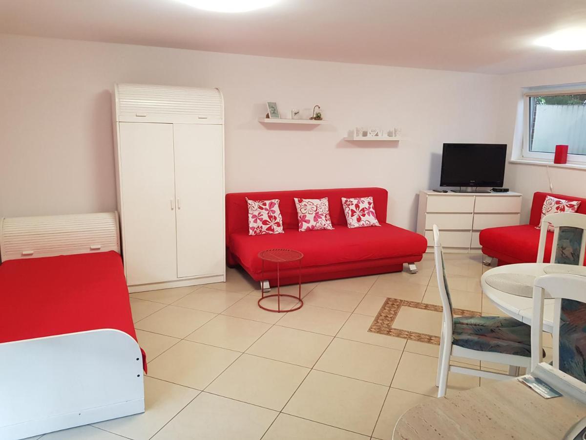 Apartamenty Junona Nad Morzem, W Domu Z Ogrodem, Obok Stegna I Jantar Junoszyno Ngoại thất bức ảnh